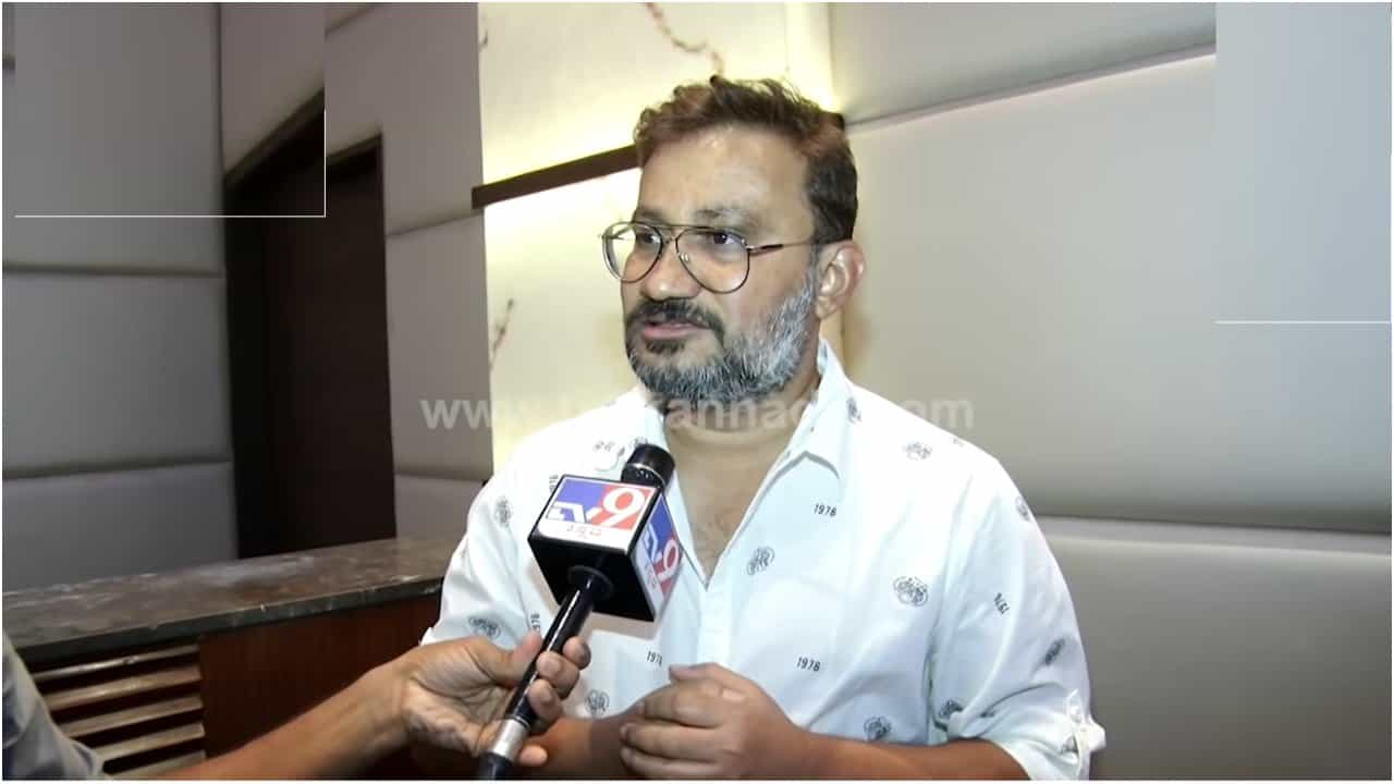 ‘ಹೀಗೆ ಬಂದ್ ಮಾಡಿದ್ರೆ ನಾವು ಆತ್ಮಹತ್ಯೆ ಮಾಡ್ಕೋಬೇಕು ಅಷ್ಟೇ’: ಗುರು ದೇಶಪಾಂಡೆ ನೋವಿನ ಮಾತು ‘ಹೀಗೆ ಬಂದ್ ಮಾಡಿದ್ರೆ ನಾವು ಆತ್ಮಹತ್ಯೆ ಮಾಡ್ಕೋಬೇಕು ಅಷ್ಟೇ’: ಗುರು ದೇಶಪಾಂಡೆ ನೋವಿನ ಮಾತು