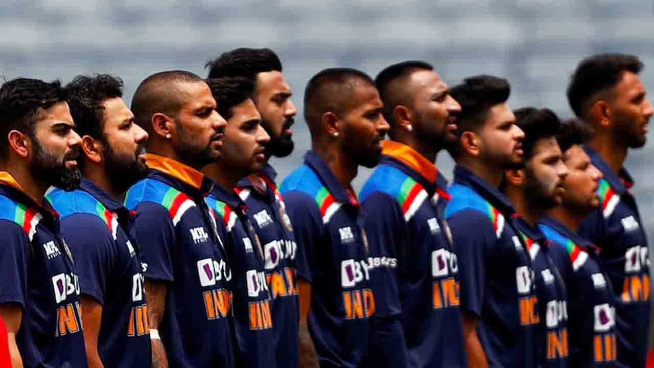 India vs South Africa: ಆಫ್ರಿಕಾ ವಿರುದ್ಧದ ಏಕದಿನ ಸರಣಿಗೆ ಭಾರತ ತಂಡ: 5 ತಿಂಗಳ ಬಳಿಕ ಟೀಮ್ ಸೇರಲಿದ್ದಾರೆ ಈ ಆಟಗಾರ? India vs South Africa: ಆಫ್ರಿಕಾ ವಿರುದ್ಧದ ಏಕದಿನ ಸರಣಿಗೆ ಭಾರತ ತಂಡ: 5 ತಿಂಗಳ ಬಳಿಕ ಟೀಮ್ ಸೇರಲಿದ್ದಾರೆ ಈ ಆಟಗಾರ?