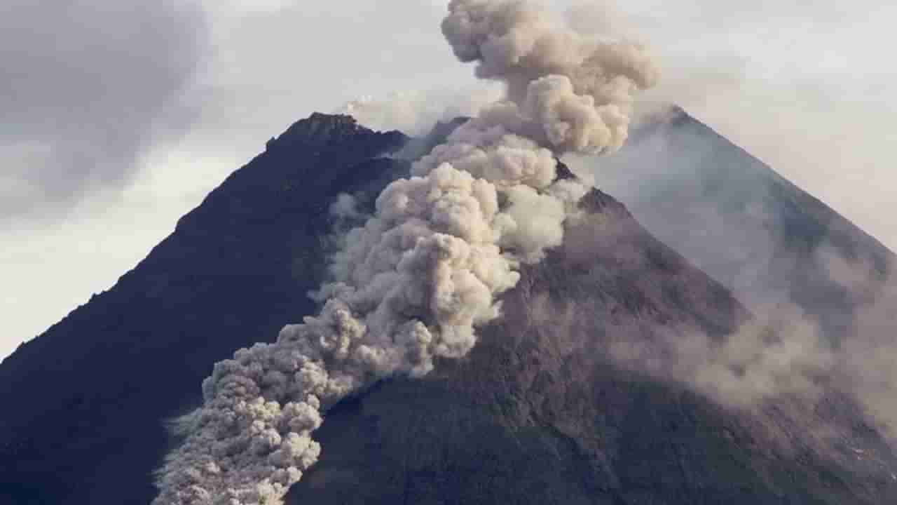 Indonesia Volcano: ಸೆಮೇರು ಪರ್ವತದಲ್ಲಿ ಜ್ವಾಲಾಮುಖಿ ಸ್ಫೋಟ; 13 ಮಂದಿ ಸಾವು