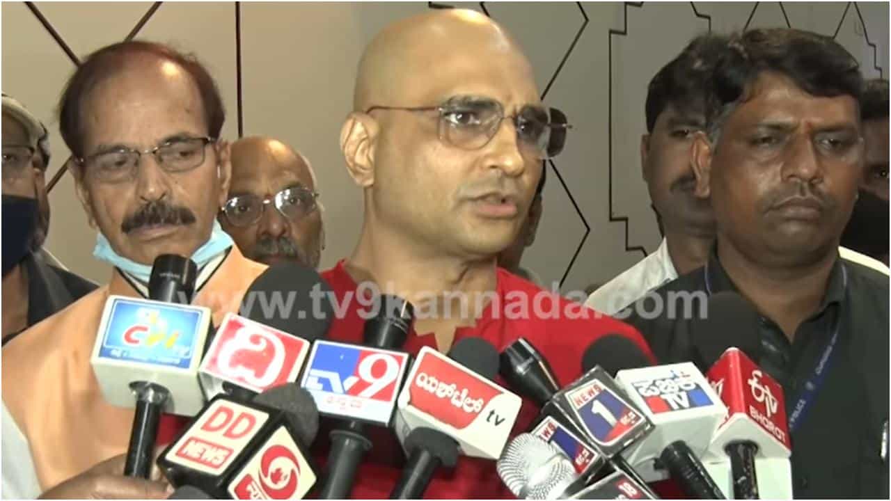 ‘ಬಡವರ, ಸಾಮಾನ್ಯರ ಪರವಾಗಿ ನನ್ನ ಹೋರಾಟ ಸದಾ ಇರುತ್ತದೆ’; ಇಂದ್ರಜಿತ್ ಲಂಕೇಶ್ ‘ಬಡವರ, ಸಾಮಾನ್ಯರ ಪರವಾಗಿ ನನ್ನ ಹೋರಾಟ ಸದಾ ಇರುತ್ತದೆ’; ಇಂದ್ರಜಿತ್ ಲಂಕೇಶ್