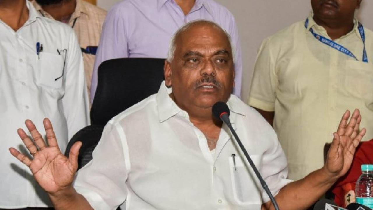 ಕ್ಷಮೆ ಮುಗಿದ ಅಧ್ಯಾಯ ಅಲ್ಲ: ಎರಡನೇ ಬಾರಿ 'ಅದೇ' ಜೋಕ್​ ಮಾಡಿದ ರಮೇಶ್​ ಕುಮಾರ್​ ಕಾಂಗ್ರೆಸ್​ ಪಕ್ಷಕ್ಕೆ ಕಪ್ಪು ಚುಕ್ಕೆ