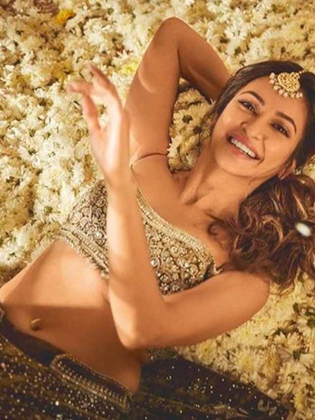 Kriti2