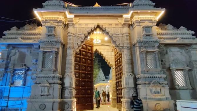 Narendra Modi in Kashi: ಬದಲಾದ ವಾರಣಾಸಿ ಹೇಗಿದೆ? ಚಿತ್ರಗಳನ್ನು ನೋಡಿ Narendra Modi in Kashi: ಬದಲಾದ ವಾರಣಾಸಿ ಹೇಗಿದೆ? ಚಿತ್ರಗಳನ್ನು ನೋಡಿ