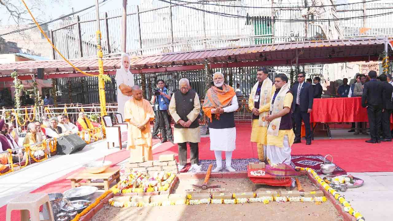 PM Modi in Varanasi: ಕಾಶಿ ವಿಶ್ವನಾಥ ಕಾರಿಡಾರ್ ನಿರ್ಮಾಣವಾಗಿದ್ದು ಹೇಗೆ?; ಇಲ್ಲಿದೆ ಸಂಪೂರ್ಣ ವಿವರ