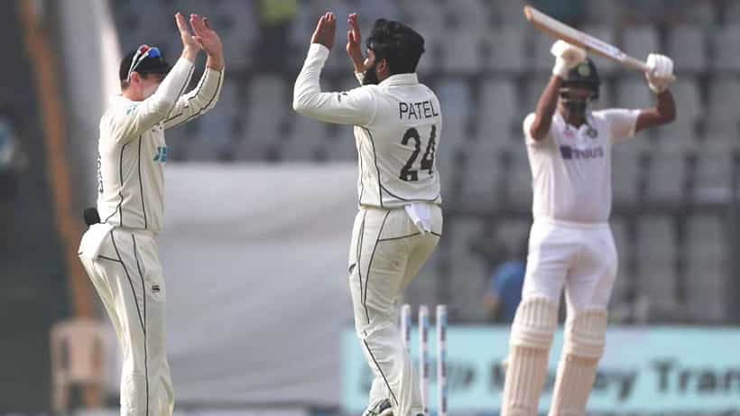 India vs New zealand 2nd Test: ಕ್ಲೀನ್ ಬೌಲ್ಡ್ಗೆ ರಿವ್ಯೂ ಕೇಳಿ ನಗೆಪಾಟಲಿಗೀಡಾದ ಅಶ್ವಿನ್