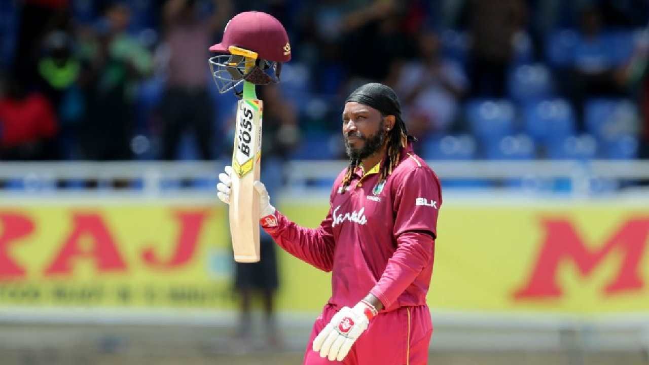 ವೆಸ್ಟ್ ಇಂಡೀಸ್ ಪರ  103 ಟೆಸ್ಟ್, 301 ODI ಮತ್ತು 79 T20 ಪಂದ್ಯಗಳನ್ನು ಆಡಿರುವ ಕ್ರಿಸ್ ಗೇಲ್ ಟೆಸ್ಟ್‌ನಲ್ಲಿ 7214 ರನ್,  ಏಕದಿನದಲ್ಲಿ 10480 ರನ್ ಹಾಗೂ ಟಿ20ಯಲ್ಲಿ 1899 ರನ್ ಗಳಿಸಿದ್ದಾರೆ.
