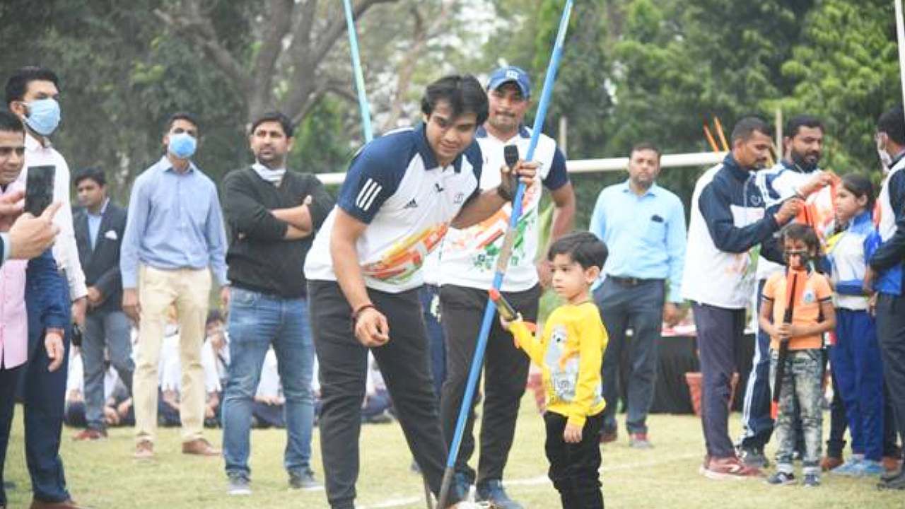 Neeraj Chopra: 75 ಶಾಲೆಗಳ ವಿದ್ಯಾರ್ಥಿಗಳೊಂದಿಗೆ ಸಂವಾದ ನಡೆಸಿದ ಚಿನ್ನದ ಹುಡುಗ ನೀರಜ್ ಚೋಪ್ರಾ