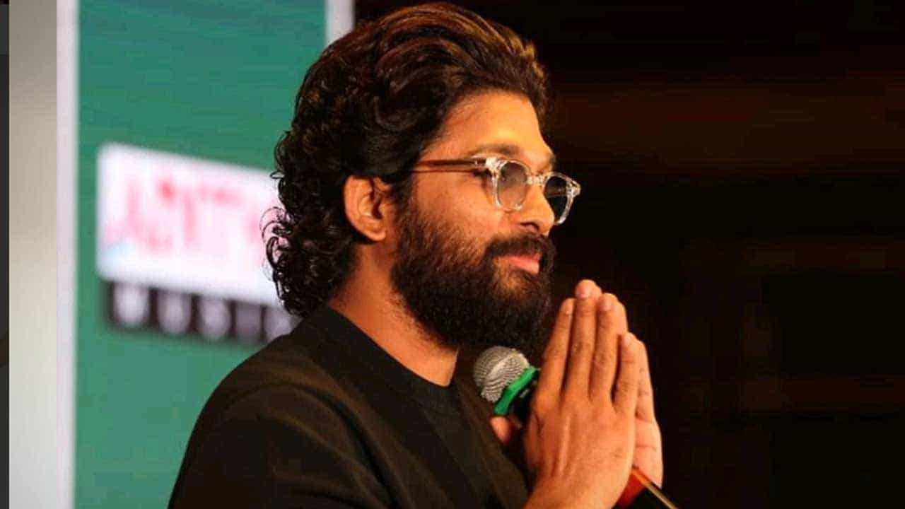 Allu Arjun: ಕನ್ನಡ ಮಾಧ್ಯಮಗಳ ಎದುರು ಬಹಿರಂಗ ಕ್ಷಮೆಯಾಚಿಸಿದ ಅಲ್ಲು ಅರ್ಜುನ್ Allu Arjun: ಕನ್ನಡ ಮಾಧ್ಯಮಗಳ ಎದುರು ಬಹಿರಂಗ ಕ್ಷಮೆಯಾಚಿಸಿದ ಅಲ್ಲು ಅರ್ಜುನ್