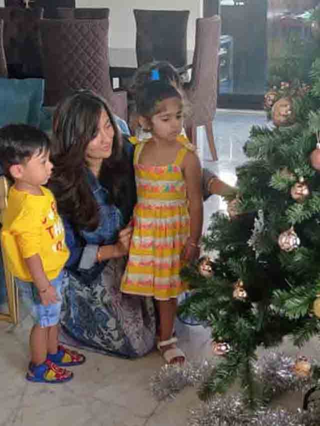Radhika Pandit3