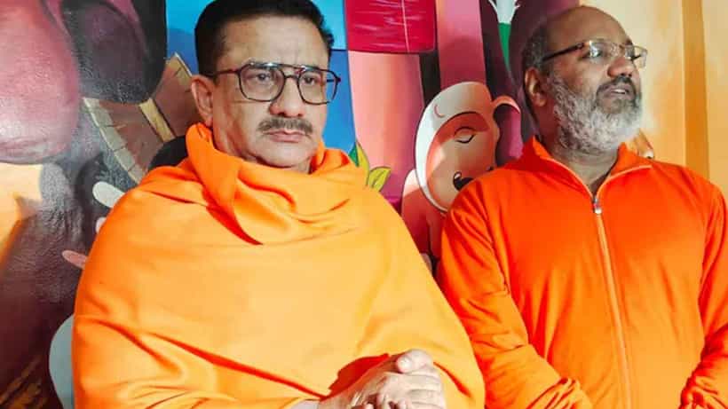 ಉತ್ತರ ಪ್ರದೇಶ ಶಿಯಾ ವಕ್ಫ್ ಮಂಡಳಿ ಮಾಜಿ ಅಧ್ಯಕ್ಷ ವಾಸಿಂ ರಿಜ್ವಿ ಹಿಂದು ಧರ್ಮಕ್ಕೆ ಮತಾಂತರ; ಜೀವ ಬೆದರಿಕೆ ಹೆಚ್ಚಾದ ಬೆನ್ನಲ್ಲೇ ಧರ್ಮ ಬದಲಾವಣೆ