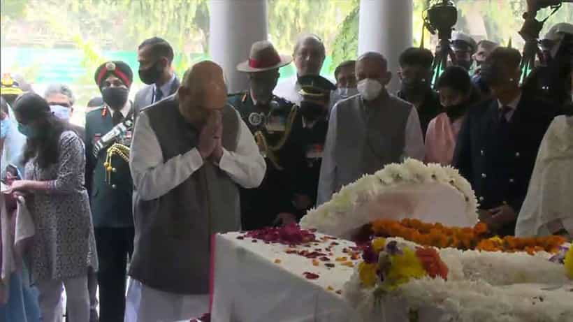 Bipin Rawat Funeral ಸಿಡಿಎಸ್ ಬಿಪಿನ್ ರಾವತ್ಗೆ ಅಂತಿಮ ನಮನ, ಬ್ರಾರ್ ಸ್ಕ್ವೇರ್ನಲ್ಲಿ ಸಕಲ ಮಿಲಿಟರಿ ಗೌರವಗಳೊಂದಿಗೆ ನಡೆಯಲಿದೆ ಅಂತ್ಯಕ್ರಿಯೆ