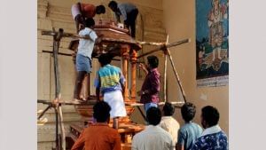 ಚಾಮರಾಜನಗರ: ಮಲೆ ಮಹದೇಶ್ವರ ಬೆಟ್ಟದ ತೇರಿಗೆ 190 ಕೆಜಿ ಗಟ್ಟಿ ಬೆಳ್ಳಿಯಿಂದ ಕವಚ ನಿರ್ಮಾಣ