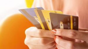 Debit, credit card: ಡೆಬಿಟ್, ಕ್ರೆಡಿಟ್​ ಕಾರ್ಡ್ ನಿಯಮಗಳಲ್ಲಿ ಜನವರಿಯಿಂದ ಬದಲಾವಣೆ