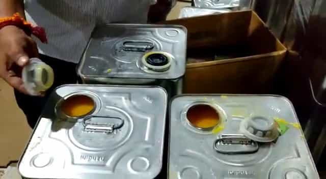 ಮೈಸೂರು: ನಕಲಿ ನಂದಿನಿ ತುಪ್ಪ ಮಾರಾಟ ಜಾಲ ಪತ್ತೆ; ಸ್ಥಳಕ್ಕೆ ಭೇಟಿ ನೀಡಿ ಪರಿಶೀಲಿಸಿದ ಕೆ ಎಂ ಎಫ್ ಅಧಿಕಾರಿಗಳು