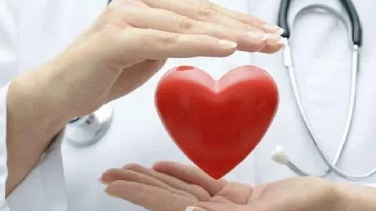 practice these habbits to prevent the heart attack in winter