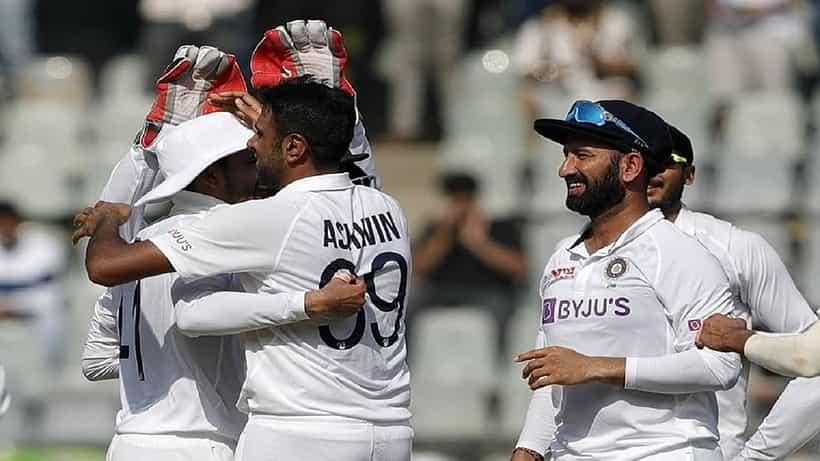IND vs NZ: ಟೀಂ ಇಂಡಿಯಾ ಬೌಲರ್ಗಳ ಅಬ್ಬರ; 62 ರನ್ಗಳಿಗೆ ಮಂಡಿಯೂರಿದ ಕಿವೀಸ್