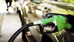 Petrol Diesel Rate Today: ಬೆಂಗಳೂರು ಸೇರಿದಂತೆ ಪ್ರಮುಖ ನಗರಗಳ ಪೆಟ್ರೋಲ್​, ಡೀಸೆಲ್​ ದರ ವಿವರ ಇಲ್ಲಿದೆ ನೋಡಿ