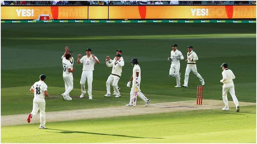 Ashes 2021: ಅಡಿಲೇಡ್ ಟೆಸ್ಟ್ ಗೆದ್ದ ಕಾಂಗರೂಗಳು; ಇಂಗ್ಲೆಂಡ್ ಮಣಿಸಿ ಸರಣಿಯಲ್ಲಿ 2-0 ಮುನ್ನಡೆ ಸಾಧಿಸಿದ ಆಸ್ಟ್ರೇಲಿಯಾ Ashes 2021: ಅಡಿಲೇಡ್ ಟೆಸ್ಟ್ ಗೆದ್ದ ಕಾಂಗರೂಗಳು; ಇಂಗ್ಲೆಂಡ್ ಮಣಿಸಿ ಸರಣಿಯಲ್ಲಿ 2-0 ಮುನ್ನಡೆ ಸಾಧಿಸಿದ ಆಸ್ಟ್ರೇಲಿಯಾ