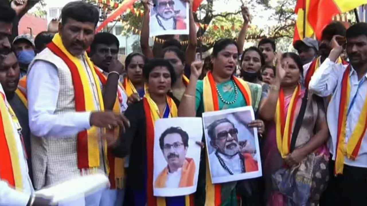ಎಂಇಎಸ್ ಪುಂಡಾಟಿಕೆ ಖಂಡಿಸಿ ಬೆಂಗಳೂರಿನಲ್ಲಿ ಪ್ರತಿಭಟನೆ; ಸರ್ಕಾರಕ್ಕೆ 2 ದಿನ ಗಡುವು ನೀಡಿದ ವಾಟಾಳ್ ನಾಗರಾಜ್ ಎಂಇಎಸ್ ಪುಂಡಾಟಿಕೆ ಖಂಡಿಸಿ ಬೆಂಗಳೂರಿನಲ್ಲಿ ಪ್ರತಿಭಟನೆ; ಸರ್ಕಾರಕ್ಕೆ 2 ದಿನ ಗಡುವು ನೀಡಿದ ವಾಟಾಳ್ ನಾಗರಾಜ್