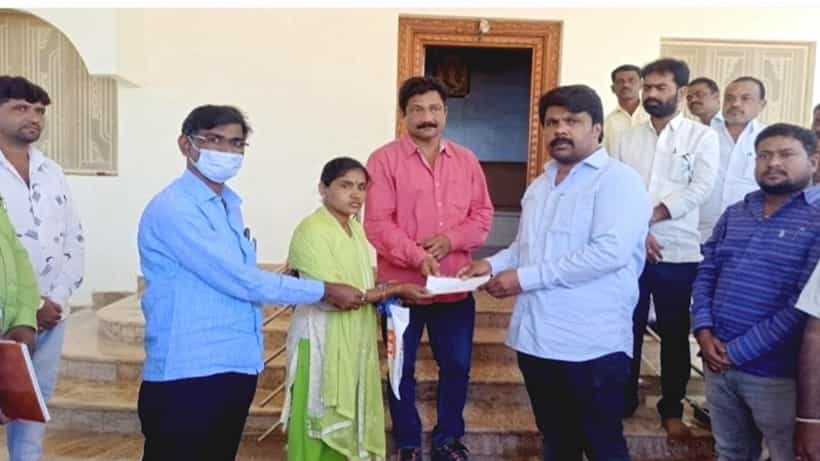 ಕೋವಿಡ್ ಪರಿಹಾರ ಚೆಕ್ ಬೌನ್ಸ್ ಪ್ರಕರಣ; ಬ್ಯಾಂಕ್ ಮ್ಯಾನೇಜರ್ ವಿರುದ್ದ ಶಿಸ್ತು ಕ್ರಮಕ್ಕೆ ಶಾಸಕ ರಾಜುಗೌಡ ಶಿಫಾರಸು