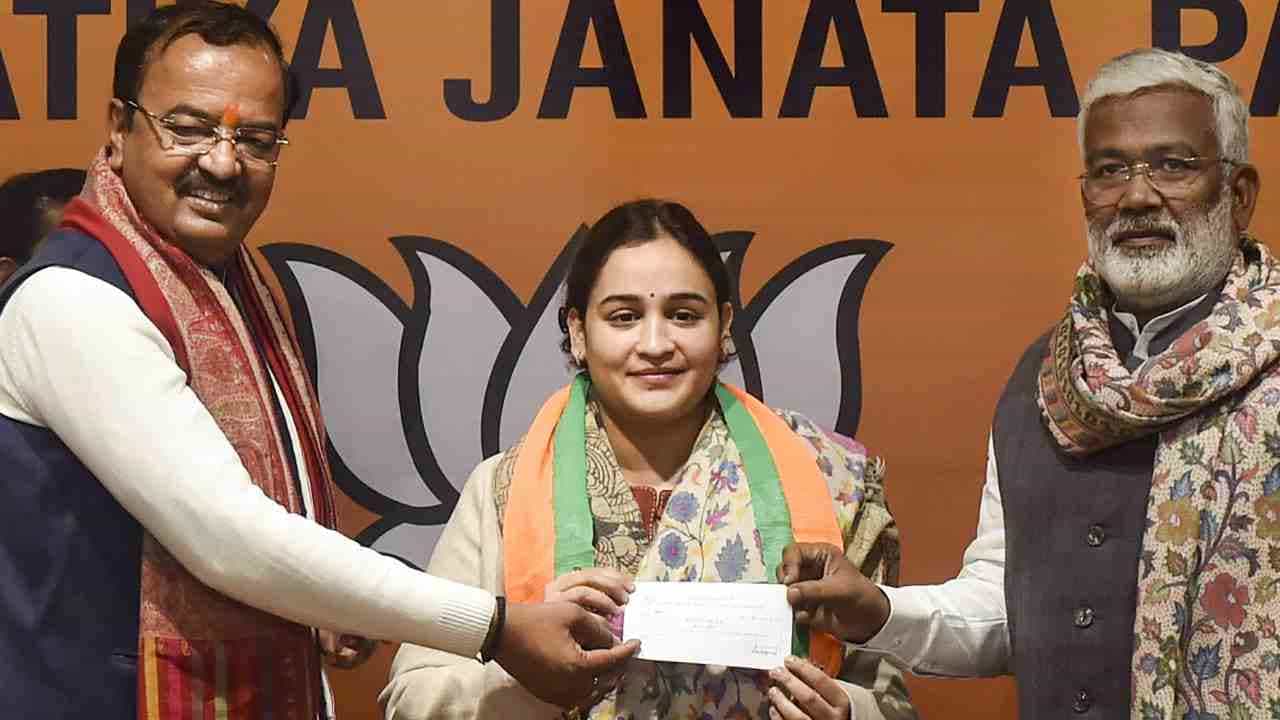 ಪ್ರಧಾನಿ ಮೋದಿಯವರ ಕೆಲಸದಿಂದ ಪ್ರಭಾವಿತಳಾಗಿದ್ದೇನೆ, ಮುಲಾಯಂ ಸಿಂಗ್ ಯಾದವ್ ಆಶೀರ್ವಾದ ನನ್ನ ಮೇಲಿದೆ: ಅಪರ್ಣಾ ಯಾದವ್ ಪ್ರಧಾನಿ ಮೋದಿಯವರ ಕೆಲಸದಿಂದ ಪ್ರಭಾವಿತಳಾಗಿದ್ದೇನೆ, ಮುಲಾಯಂ ಸಿಂಗ್ ಯಾದವ್ ಆಶೀರ್ವಾದ ನನ್ನ ಮೇಲಿದೆ: ಅಪರ್ಣಾ ಯಾದವ್