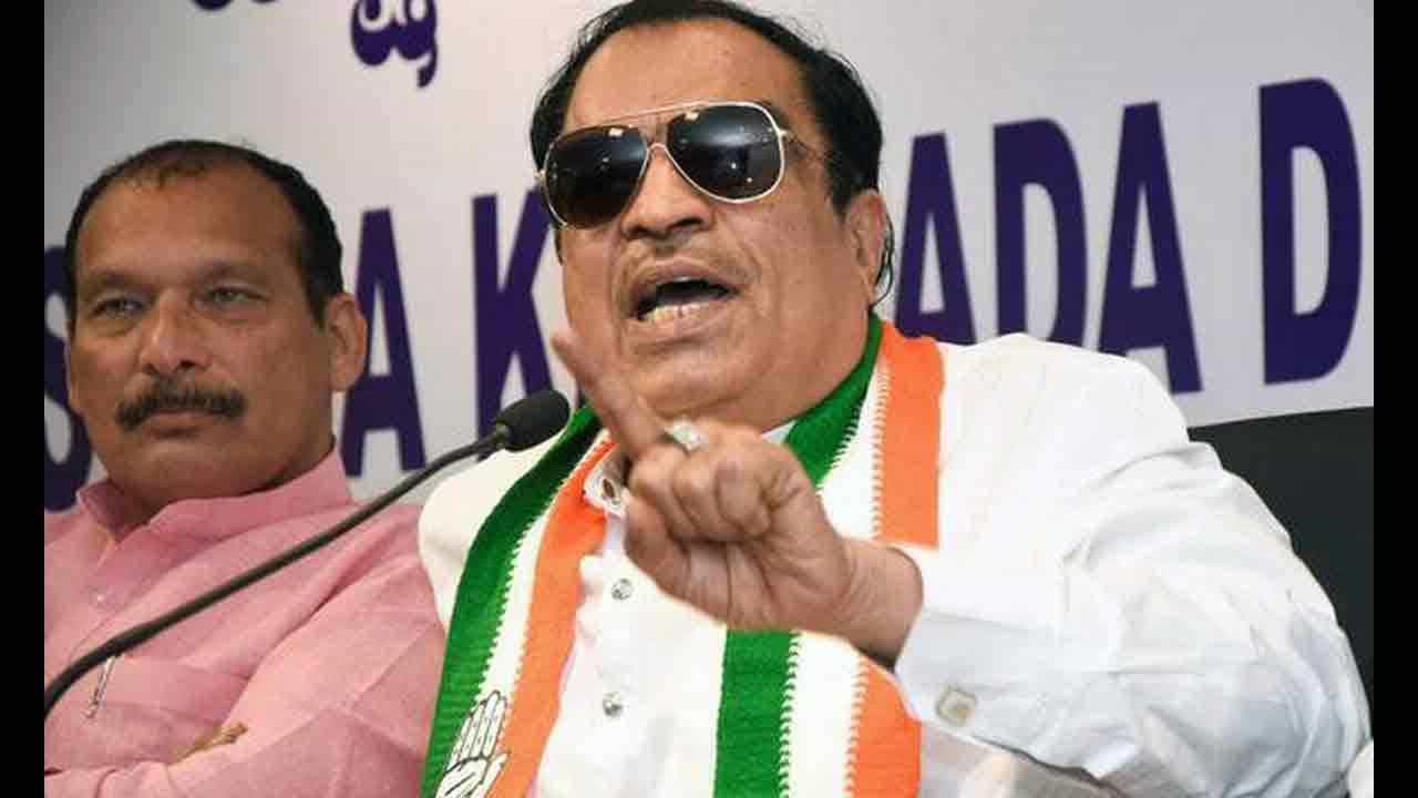 ವಿಷಕಂಠನಾಗಿದ್ದೇನೆ, ಮತ್ತೆ ಕಾಂಗ್ರೆಸ್ಗೆ ಹೋಗೋ ಪ್ರಶ್ನೆನೇ ಇಲ್ಲ: ಕಣ್ಣೀರು ಹಾಕಿದ ಸಿಎಂ ಇಬ್ರಾಹಿಂ ವಿಷಕಂಠನಾಗಿದ್ದೇನೆ, ಮತ್ತೆ ಕಾಂಗ್ರೆಸ್ಗೆ ಹೋಗೋ ಪ್ರಶ್ನೆನೇ ಇಲ್ಲ: ಕಣ್ಣೀರು ಹಾಕಿದ ಸಿಎಂ ಇಬ್ರಾಹಿಂ