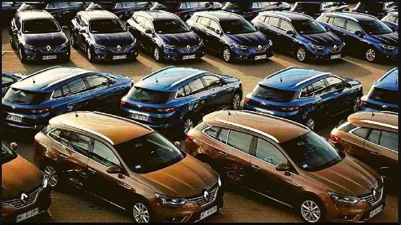 Car Sales: ಚಿಪ್ ಕೊರತೆಯಿಂದ ಡಿಸೆಂಬರ್ ತಿಂಗಳಲ್ಲಿ ಕಾರು ಮಾರಾಟ ಶೇ 13ರಷ್ಟು ಕುಸಿತ