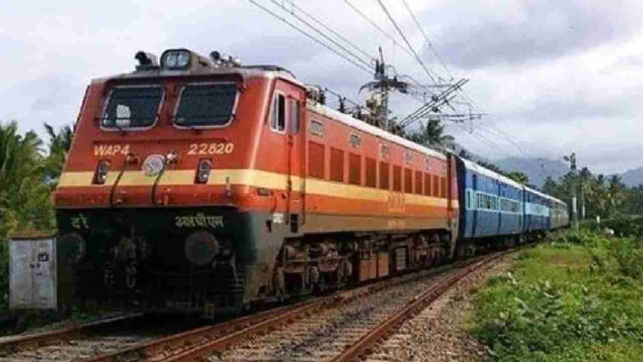 Central Railway Jobs: 2422 ಅಪ್ರೆಂಟಿಸ್​​ ಹುದ್ದೆಗಳ ಭರ್ತಿಗೆ ಅರ್ಜಿ ಆಹ್ವಾನಿಸಿದ ಕೇಂದ್ರ ರೈಲ್ವೆ; 5 ವಲಯಗಳಲ್ಲಿ ಇದೆ ಉದ್ಯೋಗ ಅವಕಾಶ