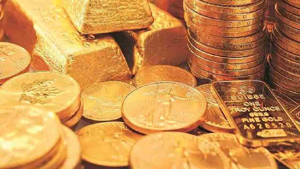 ಕಳವಾಗಿದ್ದ 8 ಕೋಟಿ ರೂ.ಮೌಲ್ಯದ ಸಂಪತ್ತನ್ನು 22 ವರ್ಷಗಳ ಬಳಿಕ ಪಡೆದ ಕುಟುಂಬ; ಕೋರ್ಟ್ ಆದೇಶದ ಬೆನ್ನಲ್ಲೇ ಹಿಂದಿರುಗಿಸಿದ ಪೊಲೀಸರು ಕಳವಾಗಿದ್ದ 8 ಕೋಟಿ ರೂ.ಮೌಲ್ಯದ ಸಂಪತ್ತನ್ನು 22 ವರ್ಷಗಳ ಬಳಿಕ ಪಡೆದ ಕುಟುಂಬ; ಕೋರ್ಟ್ ಆದೇಶದ ಬೆನ್ನಲ್ಲೇ ಹಿಂದಿರುಗಿಸಿದ ಪೊಲೀಸರು