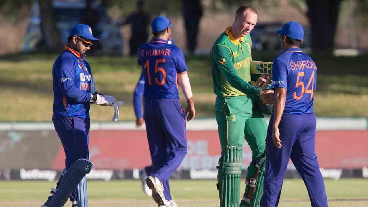 South Africa vs India: ಟೆಸ್ಟ್ ಸರಣಿ ಬಳಿಕ ಇದೀಗ ಏಕದಿನ ಸರಣಿ ಸೋಲು: ವೈಟ್​ವಾಷ್​ನಿಂದ ಪಾರಾಗುತ್ತಾ ಭಾರತ?