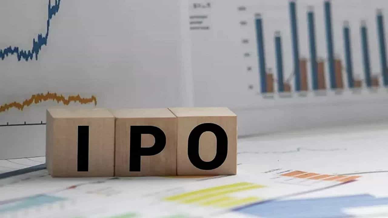 LIC IPO Valuation: ಎಲ್​ಐಸಿ ಐಪಿಒಗೆ ಮಾರುಕಟ್ಟೆ ಮೌಲ್ಯದ ಅಂದಾಜು 15 ಲಕ್ಷ ಕೋಟಿ ರೂಪಾಯಿ