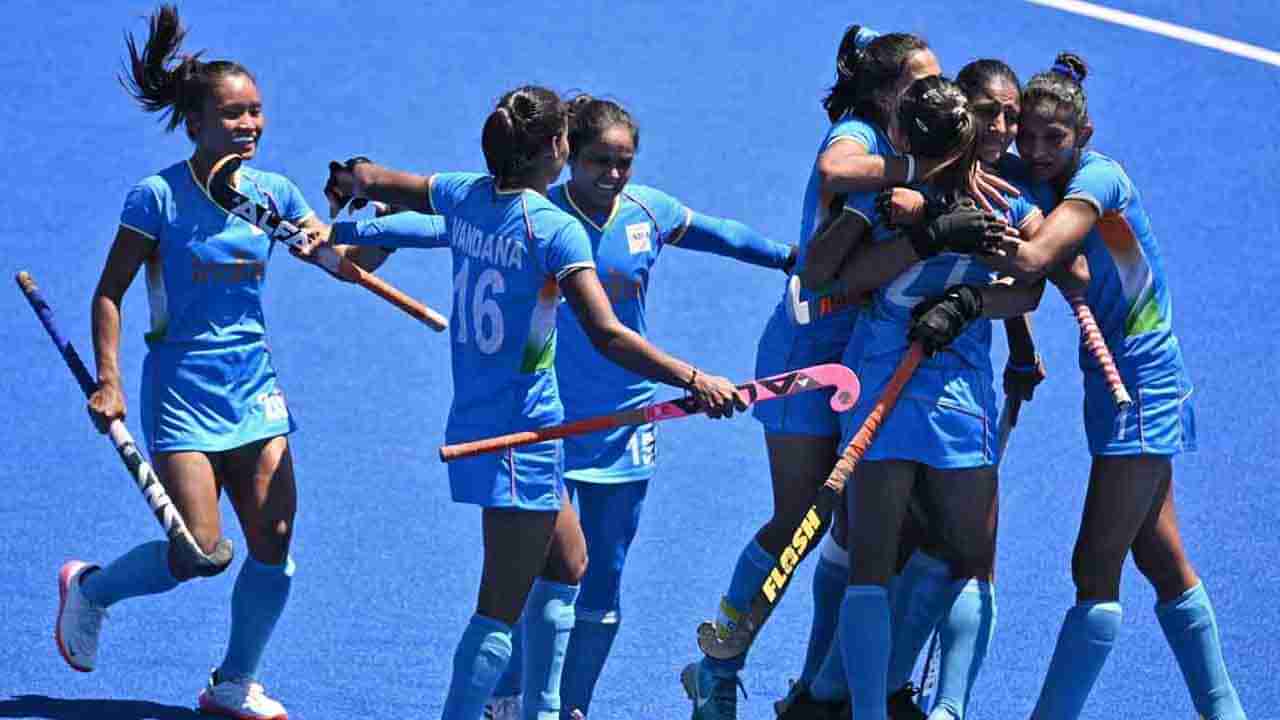 Asia Cup 2022 Hockey: ಏಷ್ಯಾಕಪ್ ಹಾಕಿ: ಕಂಚಿನ ಪದಕಕ್ಕೆ ಕೊರಳೊಡ್ಡಿದ ಭಾರತೀಯ ವನಿತಾ ತಂಡ