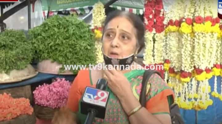 ಹೈಕೋರ್ಟ್ ನಂತರ ರಾಜಕಾರಣಿಗಳಿಗೆ ಉಗಿಯುವ ಸರದಿ ಸಾರ್ವಜನಿಕರದ್ದು, ಕೋವಿಡ್ ನಿಯಮ ಅವರಿಗ್ಯಾಕೆ ಅನ್ವಯಿಸುವುದಿಲ್ಲ? ಹೈಕೋರ್ಟ್ ನಂತರ ರಾಜಕಾರಣಿಗಳಿಗೆ ಉಗಿಯುವ ಸರದಿ ಸಾರ್ವಜನಿಕರದ್ದು, ಕೋವಿಡ್ ನಿಯಮ ಅವರಿಗ್ಯಾಕೆ ಅನ್ವಯಿಸುವುದಿಲ್ಲ?
