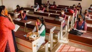Gender neutral  ಶಿಕ್ಷಕರನ್ನು ಸರ್, ಮೇಡಂ ಎನ್ನುವ ಬದಲು ಟೀಚರ್ ಎಂದು ಸಂಬೋಧಿಸಲು ವಿದ್ಯಾರ್ಥಿಗಳಿಗೆ ನಿರ್ದೇಶಿಸಿದ ಕೇರಳದ ಶಾಲೆ