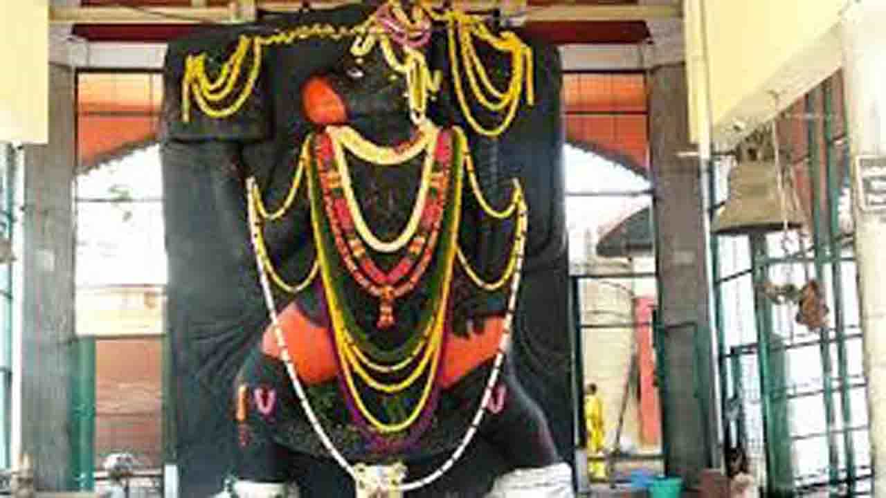 Chanting of Hanuman Chalisa: ಹನುಮಾನ್ ಚಾಲೀಸಾ ಪಠಿಸುವುದರಿಂದಾಗುವ ಪ್ರಯೋಜನಗಳೇನು? Chanting of Hanuman Chalisa: ಹನುಮಾನ್ ಚಾಲೀಸಾ ಪಠಿಸುವುದರಿಂದಾಗುವ ಪ್ರಯೋಜನಗಳೇನು?