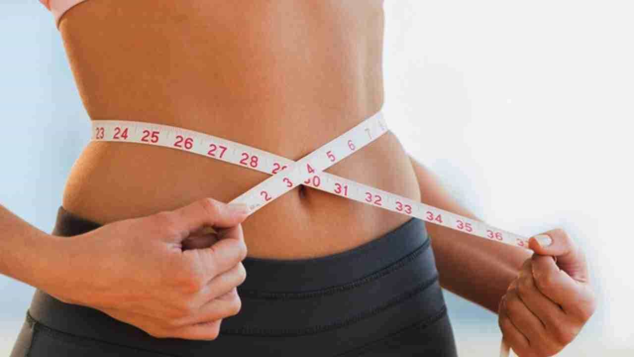 Weight Lose Tips: ತೂಕ ಇಳಿಕೆಯಾಗಲೆಂದು ಬೆಳಗಿನ ತಿಂಡಿ ಬಿಡಬೇಡಿ; ಅದರ ಬದಲು ಈ ವಿಧಾನ ಅನುಸರಿಸಿ Weight Lose Tips: ತೂಕ ಇಳಿಕೆಯಾಗಲೆಂದು ಬೆಳಗಿನ ತಿಂಡಿ ಬಿಡಬೇಡಿ; ಅದರ ಬದಲು ಈ ವಿಧಾನ ಅನುಸರಿಸಿ