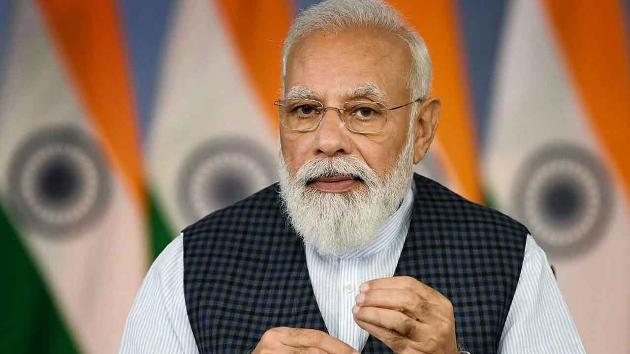 PM Modi: ಜಿಲ್ಲಾಧಿಕಾರಿಗಳೊಂದಿಗೆ ಪ್ರಧಾನಿ ಮೋದಿ ಸಭೆ; ಸರ್ಕಾರಗಳ ಅಭಿವೃದ್ಧಿ ಯೋಜನೆಗಳ ಅನುಷ್ಠಾನದ ಪರಿಶೀಲನೆ PM Modi: ಜಿಲ್ಲಾಧಿಕಾರಿಗಳೊಂದಿಗೆ ಪ್ರಧಾನಿ ಮೋದಿ ಸಭೆ; ಸರ್ಕಾರಗಳ ಅಭಿವೃದ್ಧಿ ಯೋಜನೆಗಳ ಅನುಷ್ಠಾನದ ಪರಿಶೀಲನೆ