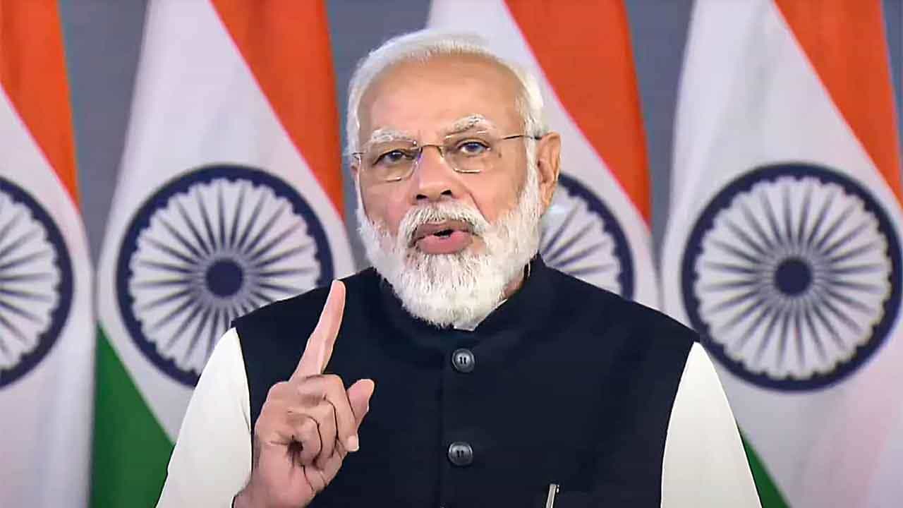 ಪ್ರಧಾನಿ ಮೋದಿ ಭಾಷಣದ ವೇಳೆ ಟೆಲಿಪ್ರಾಂಪ್ಟರ್ ಕೈಕೊಟ್ಟಿದ್ದಲ್ಲ, ಅದು ತಾಂತ್ರಿಕ ದೋಷ ಪ್ರಧಾನಿ ಮೋದಿ ಭಾಷಣದ ವೇಳೆ ಟೆಲಿಪ್ರಾಂಪ್ಟರ್ ಕೈಕೊಟ್ಟಿದ್ದಲ್ಲ, ಅದು ತಾಂತ್ರಿಕ ದೋಷ