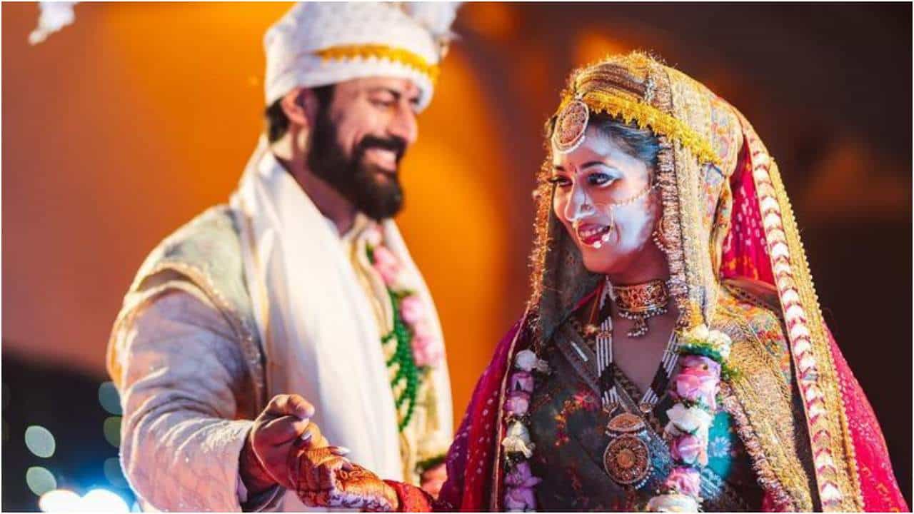 ಗುಟ್ಟಾಗಿ ಮದುವೆ ಆದ ಸೀರಿಯಲ್ ನಟ; ಫೋಟೋ ವೈರಲ್ ಆದ ಬಳಿಕ ಅಚ್ಚರಿಪಟ್ಟ ಫ್ಯಾನ್ಸ್ ಗುಟ್ಟಾಗಿ ಮದುವೆ ಆದ ಸೀರಿಯಲ್ ನಟ; ಫೋಟೋ ವೈರಲ್ ಆದ ಬಳಿಕ ಅಚ್ಚರಿಪಟ್ಟ ಫ್ಯಾನ್ಸ್