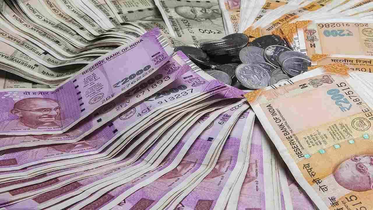 Multibagger Stock: ಈ ಸ್ಟಾಕ್ನಲ್ಲಿನ 1 ಲಕ್ಷ ರೂಪಾಯಿ ಹೂಡಿಕೆ 7 ವರ್ಷದಲ್ಲಿ 67 ಲಕ್ಷ ರೂಪಾಯಿ Multibagger Stock: ಈ ಸ್ಟಾಕ್ನಲ್ಲಿನ 1 ಲಕ್ಷ ರೂಪಾಯಿ ಹೂಡಿಕೆ 7 ವರ್ಷದಲ್ಲಿ 67 ಲಕ್ಷ ರೂಪಾಯಿ