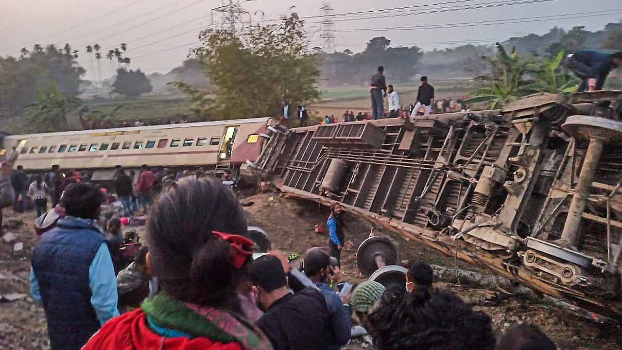 Bikaner Express Accident: ಬಿಕನೇರ್- ಗುವಾಹಟಿ ರೈಲು ಅಪಘಾತ; ಸಾವಿನ ಸಂಖ್ಯೆ 7ಕ್ಕೆ ಏರಿಕೆ