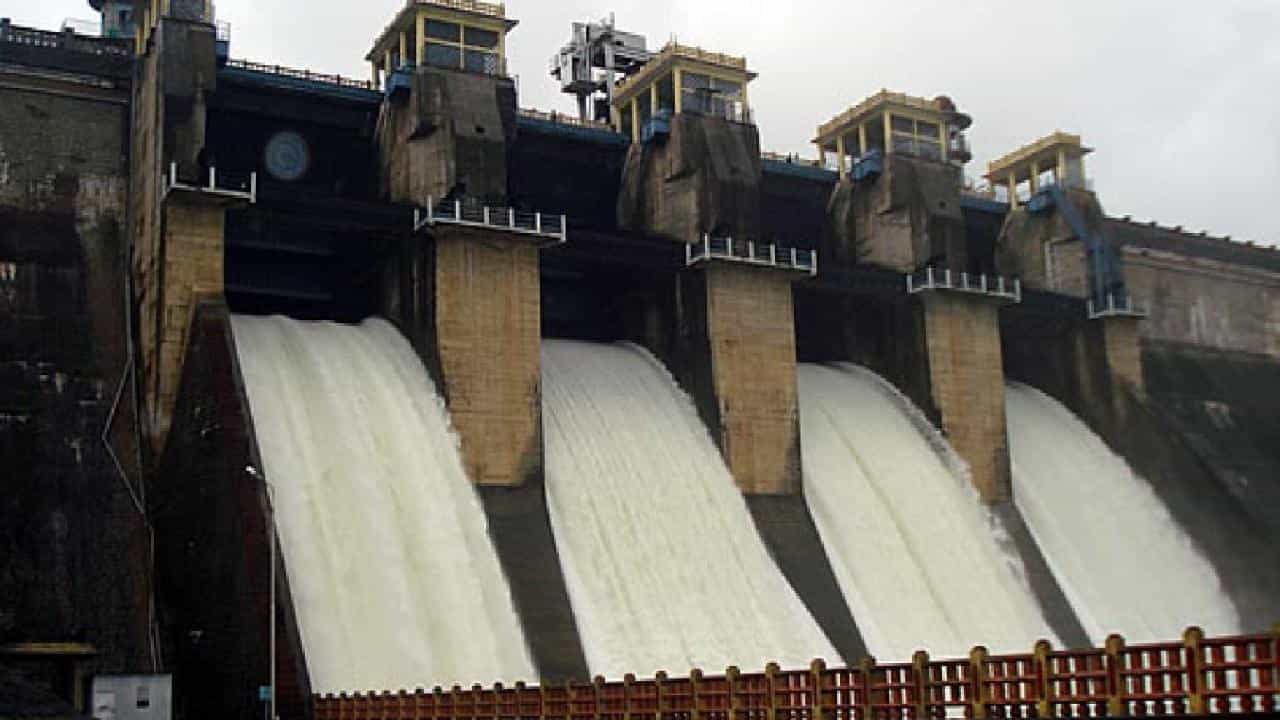 Karnataka Dams Water Level: ಕೆಆರ್ಎಸ್, ಲಿಂಗನಮಕ್ಕಿ ಸೇರಿ ಕರ್ನಾಟಕದ ಜಲಾಶಯಗಳ ಇಂದಿನ ನೀರಿನ ಮಟ್ಟ ಹೀಗಿದೆ Karnataka Dams Water Level: ಕೆಆರ್ಎಸ್, ಲಿಂಗನಮಕ್ಕಿ ಸೇರಿ ಕರ್ನಾಟಕದ ಜಲಾಶಯಗಳ ಇಂದಿನ ನೀರಿನ ಮಟ್ಟ ಹೀಗಿದೆ