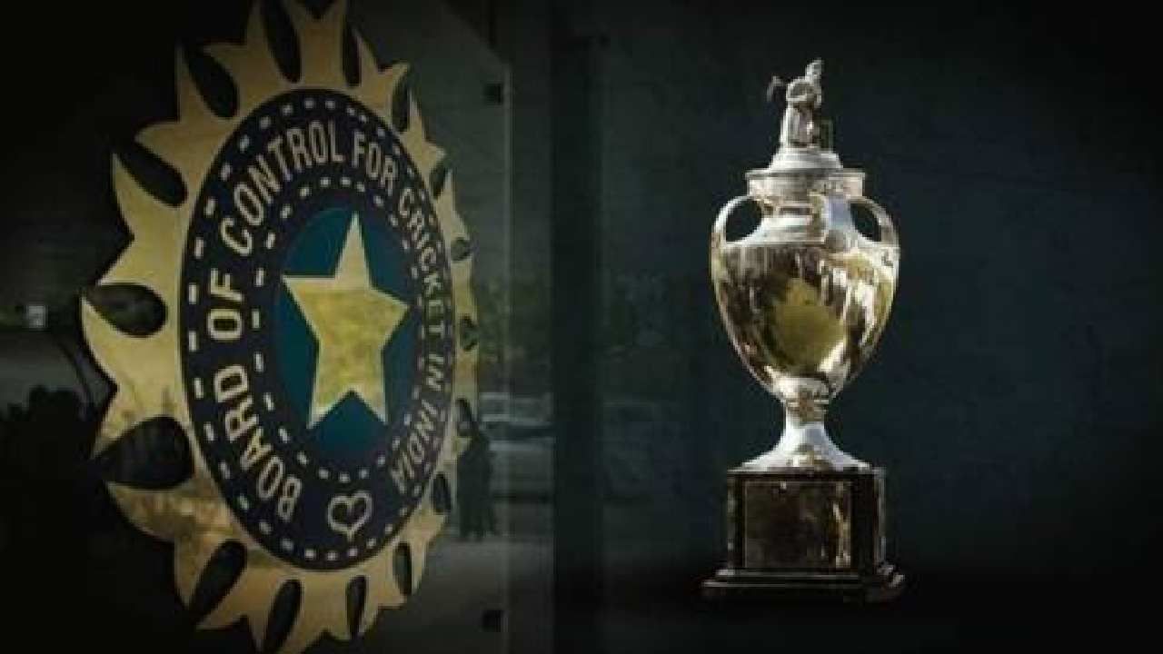 Ranji Trophy 2022: ರಣಜಿ ಟ್ರೋಫಿಯನ್ನು ಮುಂದೂಡಲು ನಿರ್ಧಾರ: ಐಪಿಎಲ್​ಗೂ ಕಂಟಕ