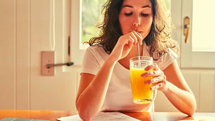 Health Tips: ನೀವು ಕಾಫಿ, ಜ್ಯೂಸ್ ಪ್ರಿಯರಾ?; ಪಾನೀಯ ಸೇವಿಸುವಾಗ ಈ 5 ತಪ್ಪನ್ನು ಎಂದೂ ಮಾಡಬೇಡಿ!