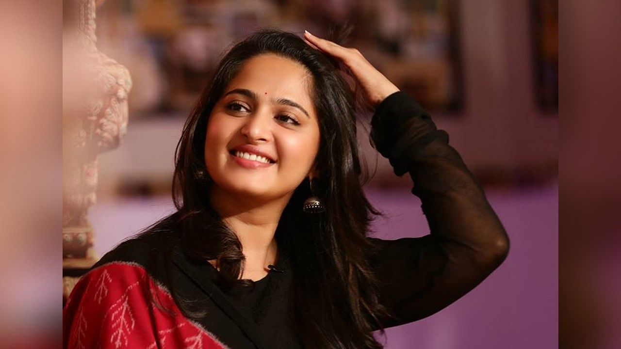 Anushka Shetty: ಖ್ಯಾತ ಸ್ಟಾರ್ ಜತೆ ತೆರೆಹಂಚಿಕೊಳ್ಳುವ ಮೂಲಕ ಭರ್ಜರಿ ಕಮ್ಬ್ಯಾಕ್ ಮಾಡಲಿದ್ದಾರಾ ಅನುಷ್ಕಾ? Anushka Shetty: ಖ್ಯಾತ ಸ್ಟಾರ್ ಜತೆ ತೆರೆಹಂಚಿಕೊಳ್ಳುವ ಮೂಲಕ ಭರ್ಜರಿ ಕಮ್ಬ್ಯಾಕ್ ಮಾಡಲಿದ್ದಾರಾ ಅನುಷ್ಕಾ?