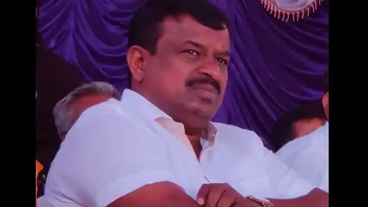 ಒಕ್ಕಲಿಗ ಸಂಘದ ನೂತನ ಅಧ್ಯಕ್ಷರಾಗಿ ಬಾಲಕೃಷ್ಣ, ಗೌರವಾಧ್ಯಕ್ಷರಾಗಿ ಡಾ.ಅಂಜನಪ್ಪ ಆಯ್ಕೆ ಒಕ್ಕಲಿಗ ಸಂಘದ ನೂತನ ಅಧ್ಯಕ್ಷರಾಗಿ ಬಾಲಕೃಷ್ಣ, ಗೌರವಾಧ್ಯಕ್ಷರಾಗಿ ಡಾ.ಅಂಜನಪ್ಪ ಆಯ್ಕೆ