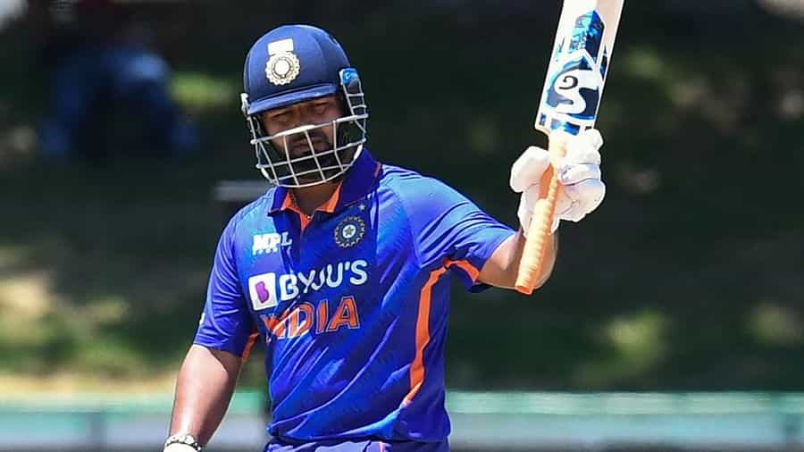 IND vs SA: 21 ವರ್ಷಗಳ ದಾಖಲೆ ಪುಡಿಪುಡಿ! ಶತಕ ವಂಚಿತರಾದರೂ ಗುರು ದ್ರಾವಿಡ್ ದಾಖಲೆ ಮುರಿದ ಪಂತ್ IND vs SA: 21 ವರ್ಷಗಳ ದಾಖಲೆ ಪುಡಿಪುಡಿ! ಶತಕ ವಂಚಿತರಾದರೂ ಗುರು ದ್ರಾವಿಡ್ ದಾಖಲೆ ಮುರಿದ ಪಂತ್