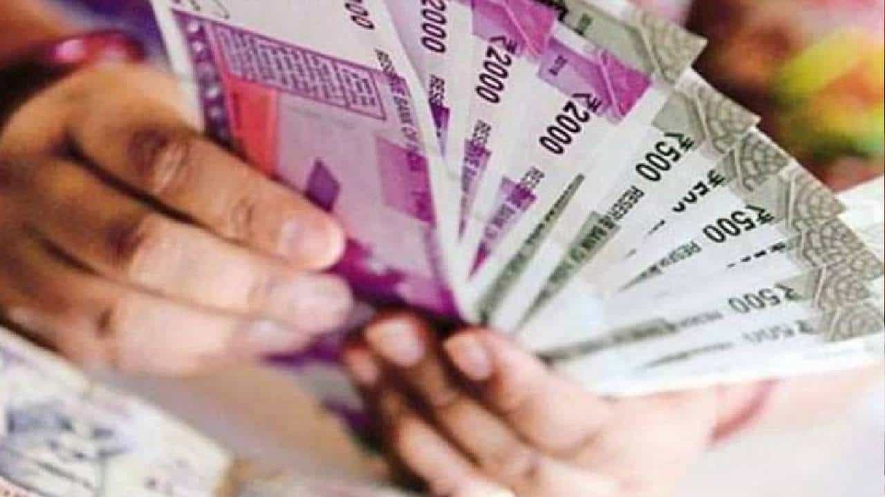 Union Budget 2022: ಕೇಂದ್ರ ಬಜೆಟ್ 2022ರಿಂದ ಜನ ಸಾಮಾನ್ಯರ ನಿರೀಕ್ಷೆಗಳೇನು? Union Budget 2022: ಕೇಂದ್ರ ಬಜೆಟ್ 2022ರಿಂದ ಜನ ಸಾಮಾನ್ಯರ ನಿರೀಕ್ಷೆಗಳೇನು?