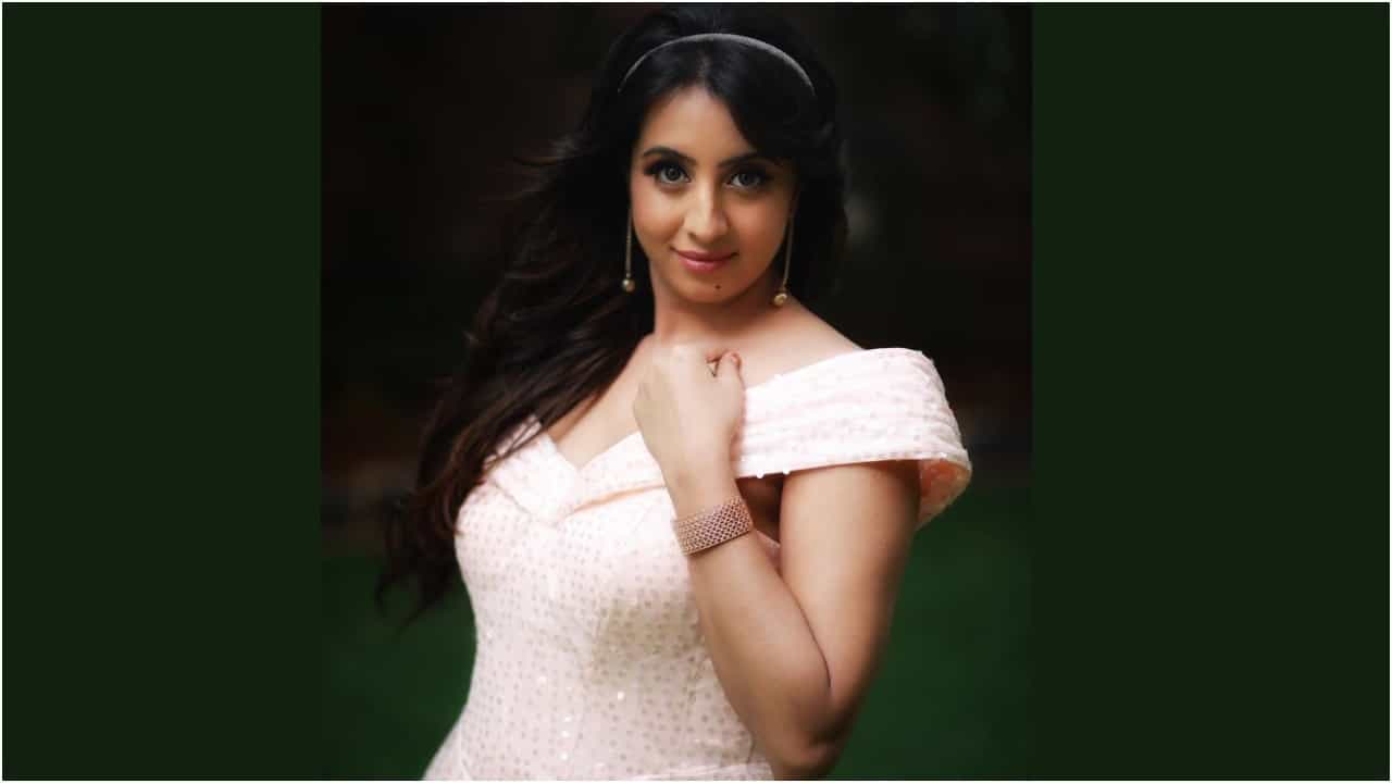 ಸಂಜನಾ ಗಲ್ರಾನಿ ಪ್ರೆಗ್ನೆಂಟ್; ಹೊಸ ವರ್ಷದ ಸಂಭ್ರಮದ ಜತೆಗೆ ಗುಡ್ ನ್ಯೂಸ್ ಹಂಚಿಕೊಂಡ ನಟಿ ಸಂಜನಾ ಗಲ್ರಾನಿ ಪ್ರೆಗ್ನೆಂಟ್; ಹೊಸ ವರ್ಷದ ಸಂಭ್ರಮದ ಜತೆಗೆ ಗುಡ್ ನ್ಯೂಸ್ ಹಂಚಿಕೊಂಡ ನಟಿ
