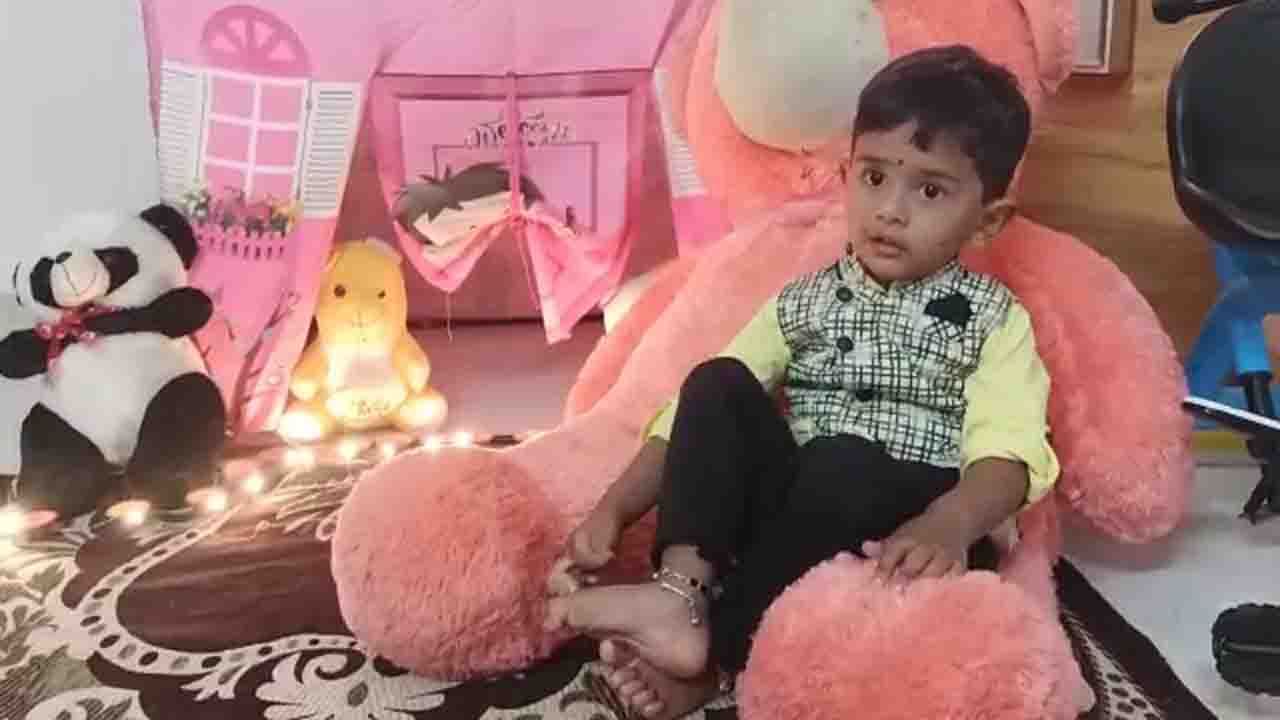 Two years old boy makes india book of records 2